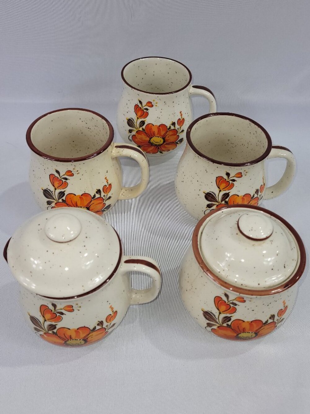 Valencia Floral Set 3 Coffee Mugs Creamer Sugar Bowl Vintage Stoneware 70s Japan